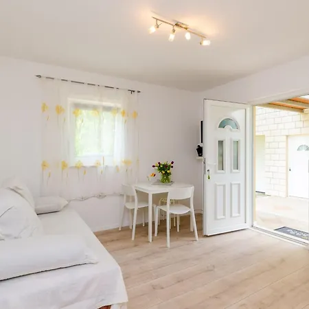 Color - One Bedroom With Terrace And Partial Sea View Blue Apartman