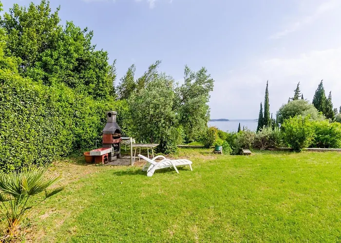 Color - One Bedroom With Terrace And Partial Sea View Blue