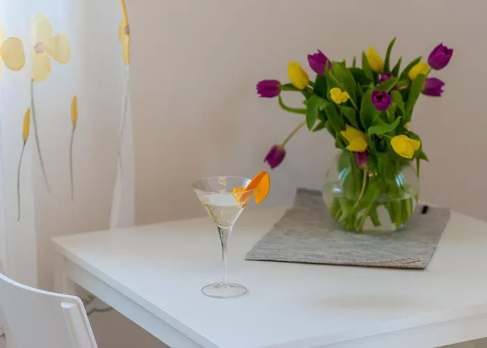 Appartement Color - One Bedroom With Terrace And Partial Sea View Blue